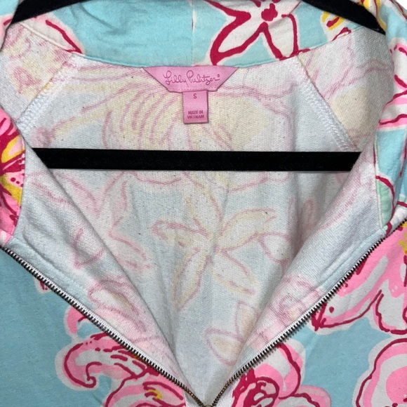 Lilly Pulitzer Shirt Size S - Picture 3 of 3